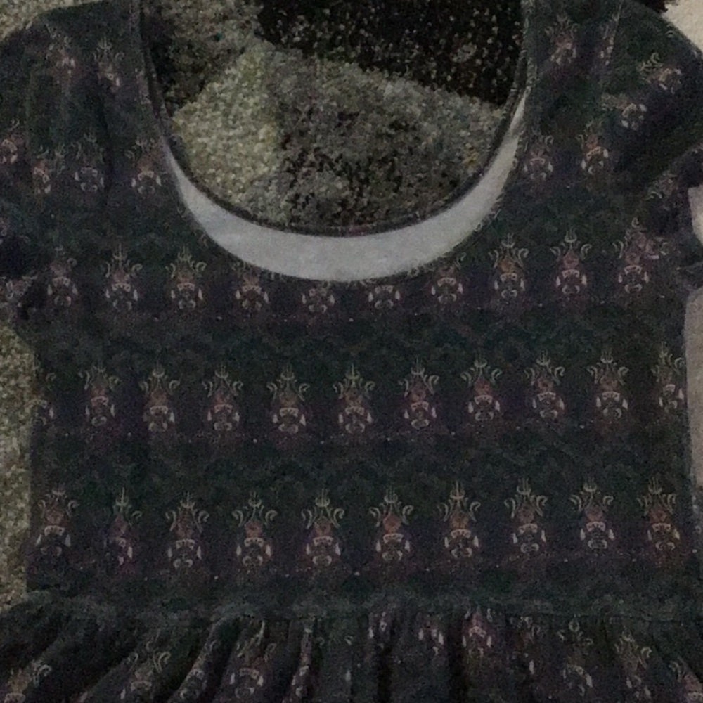 Dress - Picture 2 of 4